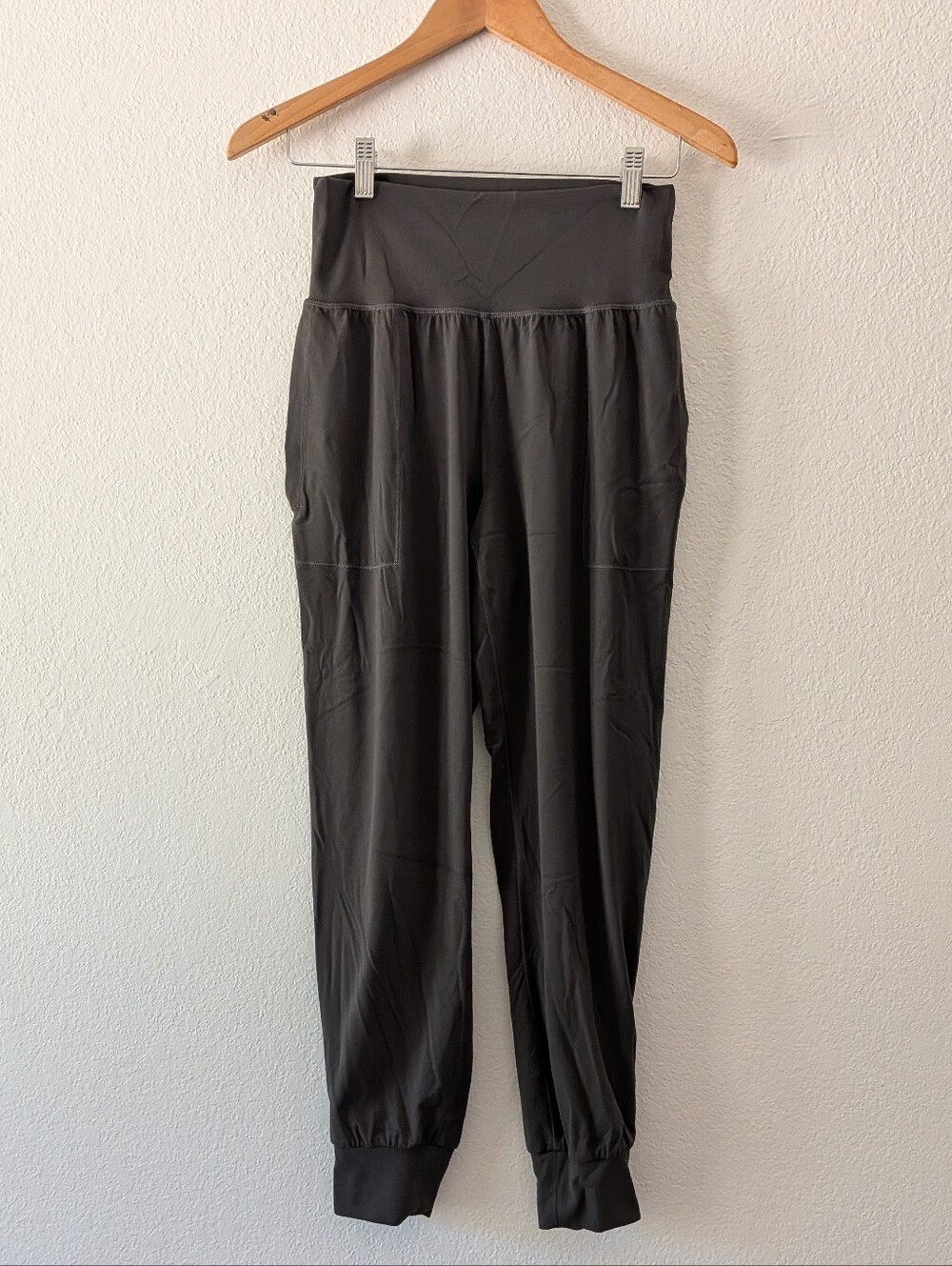 Athleta Salutation POWERVITA Jogger Charcoal Green Women’s Size S High Waist